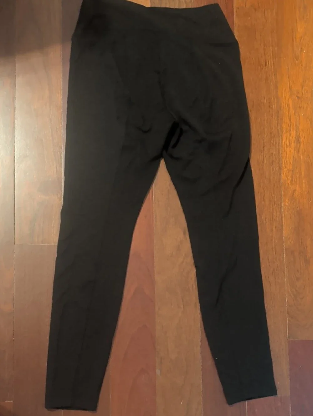 White House Black Market Women's Black Weekend Legging
